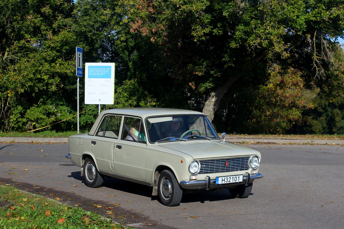 Литва, № H32101 — ВАЗ-2101 Жигули '70-83; Литва — Klubo "Kauno klasika" sezono uždarymas 2025