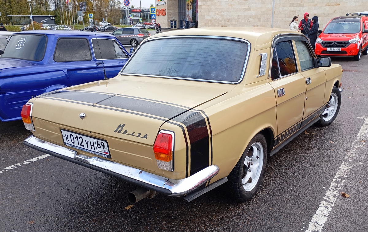 Тверская область, № К 012 УН 69 — ГАЗ-24-10 Волга '85-92; Тверская область — Закрытие сезона 2026 Тверского ретро-клуба