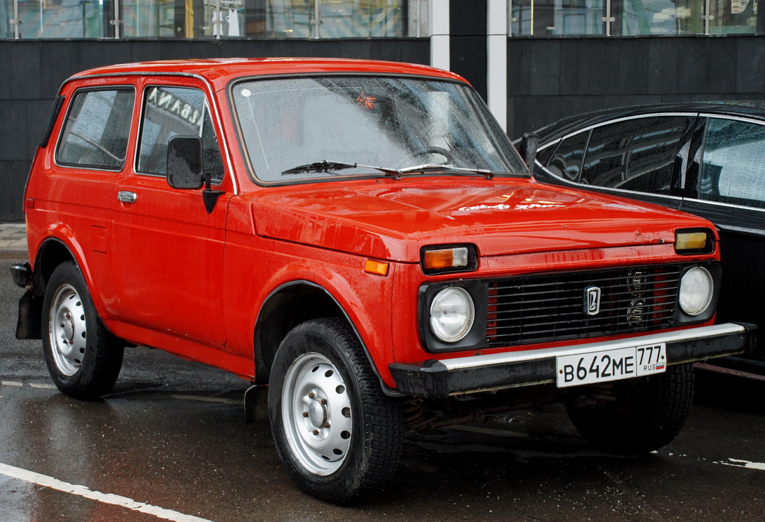 Москва, № В 642 МЕ 777 — ВАЗ-2121 Нива '77-94