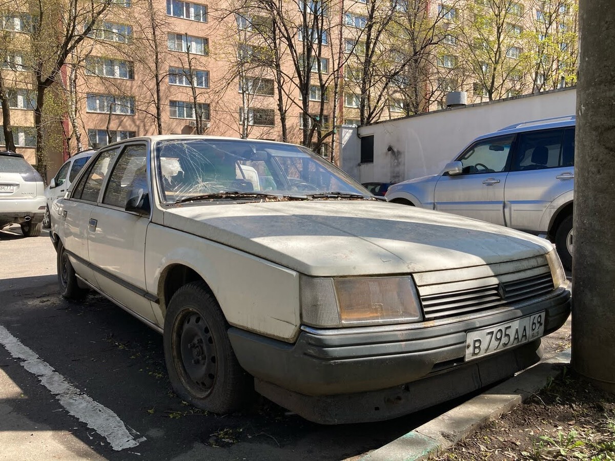 Москва, № В 795 АА 69 — Renault 25 '83-92
