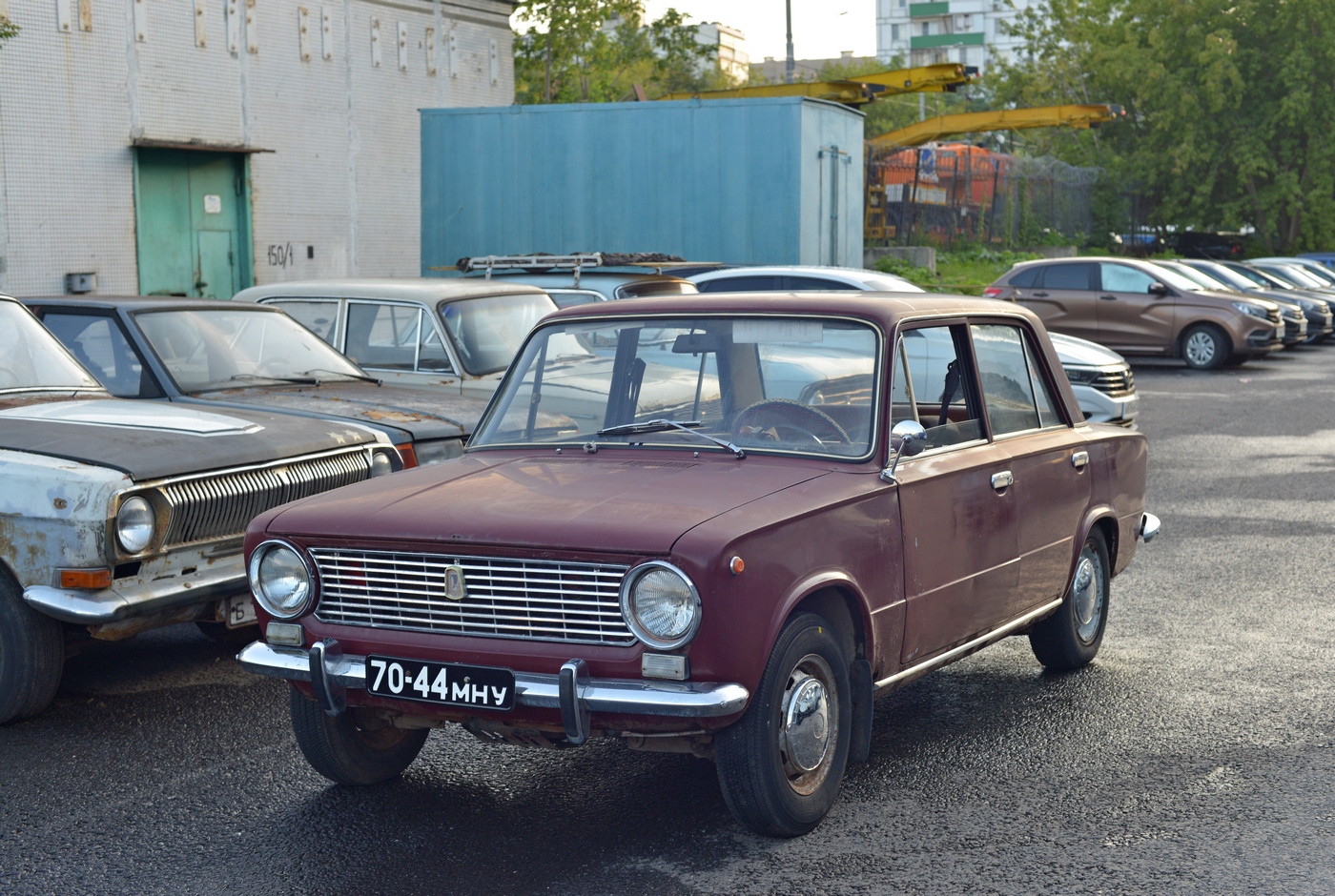 Москва, № 70-44 МНУ — ВАЗ-2101 Жигули '70-83
