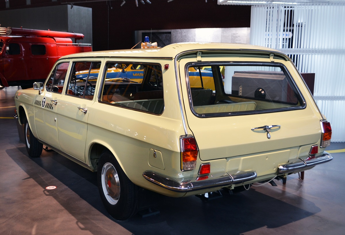 Москва, № (77) Б/Н 0571 — ГАЗ-24-04 Волга '73-85