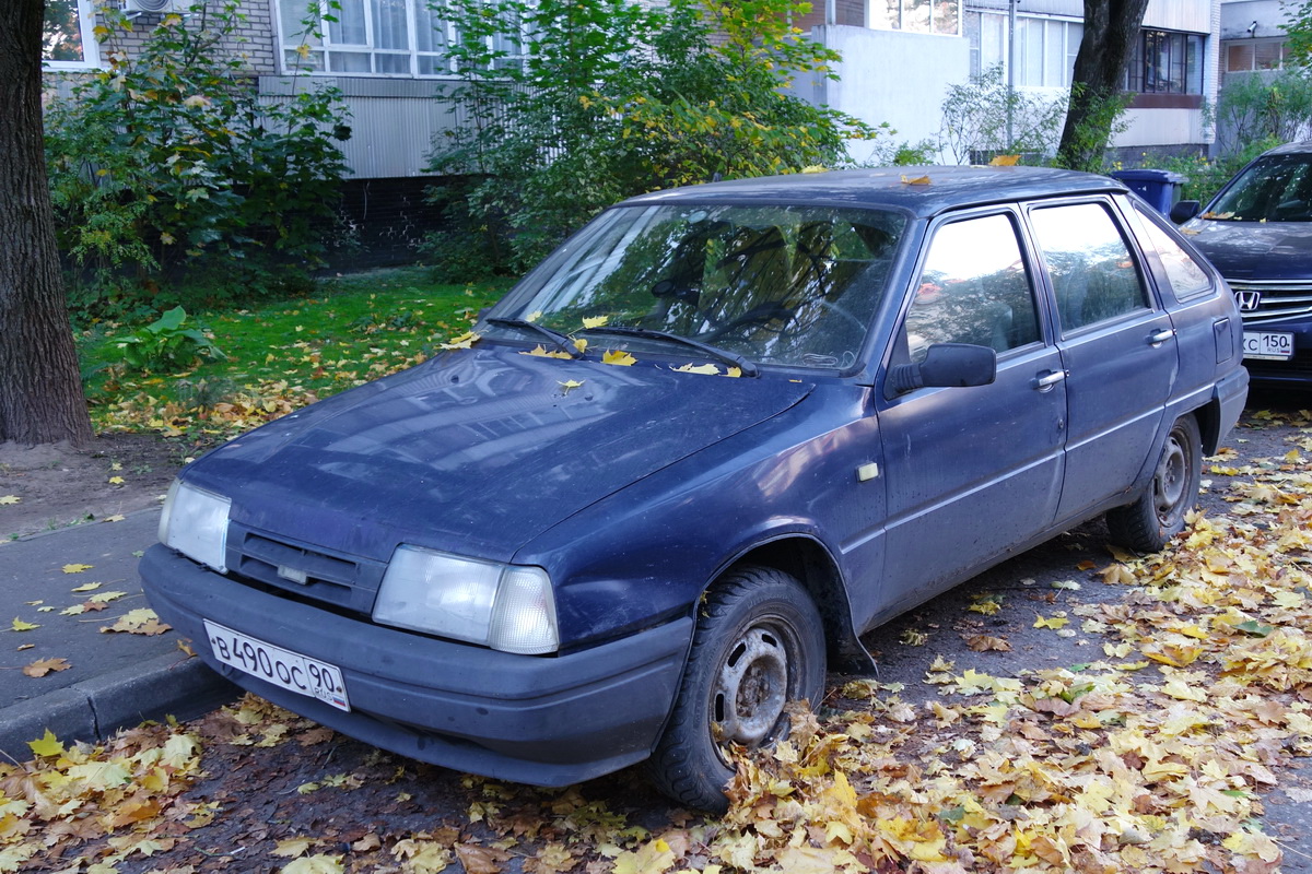 Московская область, № В 490 ОС 90 — Иж-2126-030 '98-05
