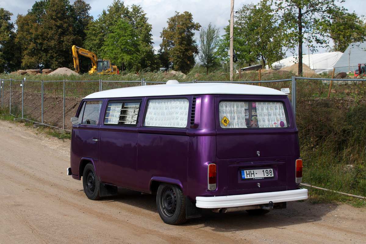 Латвия, № HH-198 — Volkswagen Typ 2 (T2) '67-13; Литва — Stovykla prie Radviliškio 2024