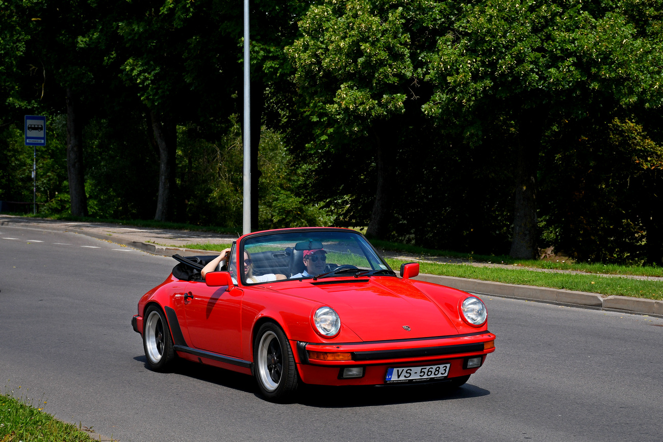 Латвия, № VS-5683 — Porsche 911 (964) '88-94; Литва — Nesenstanti klasika 2026