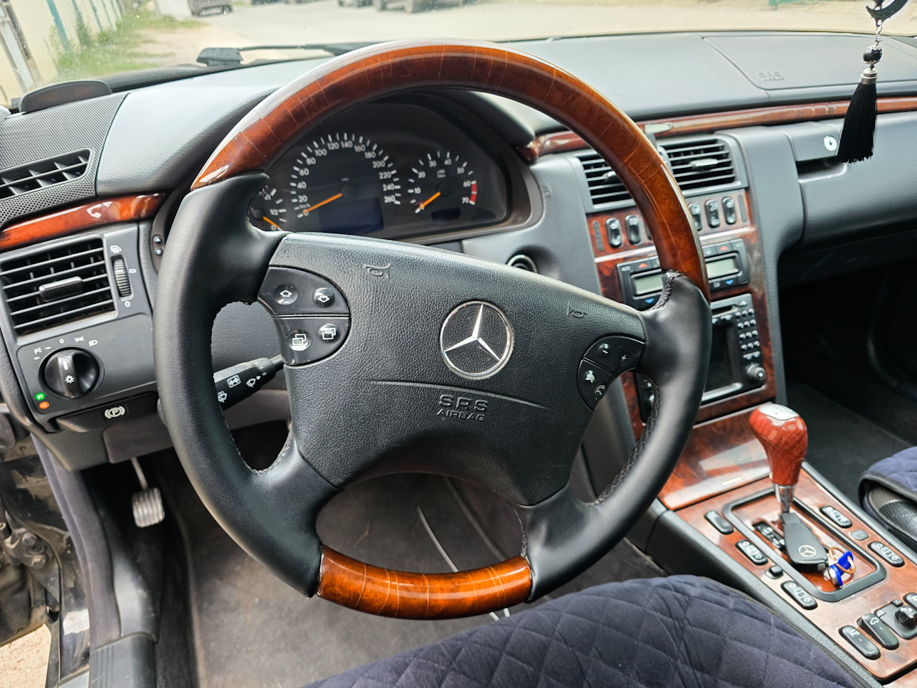 Татарстан, № К 285 НР 716 — Mercedes-Benz (W210) '95-03