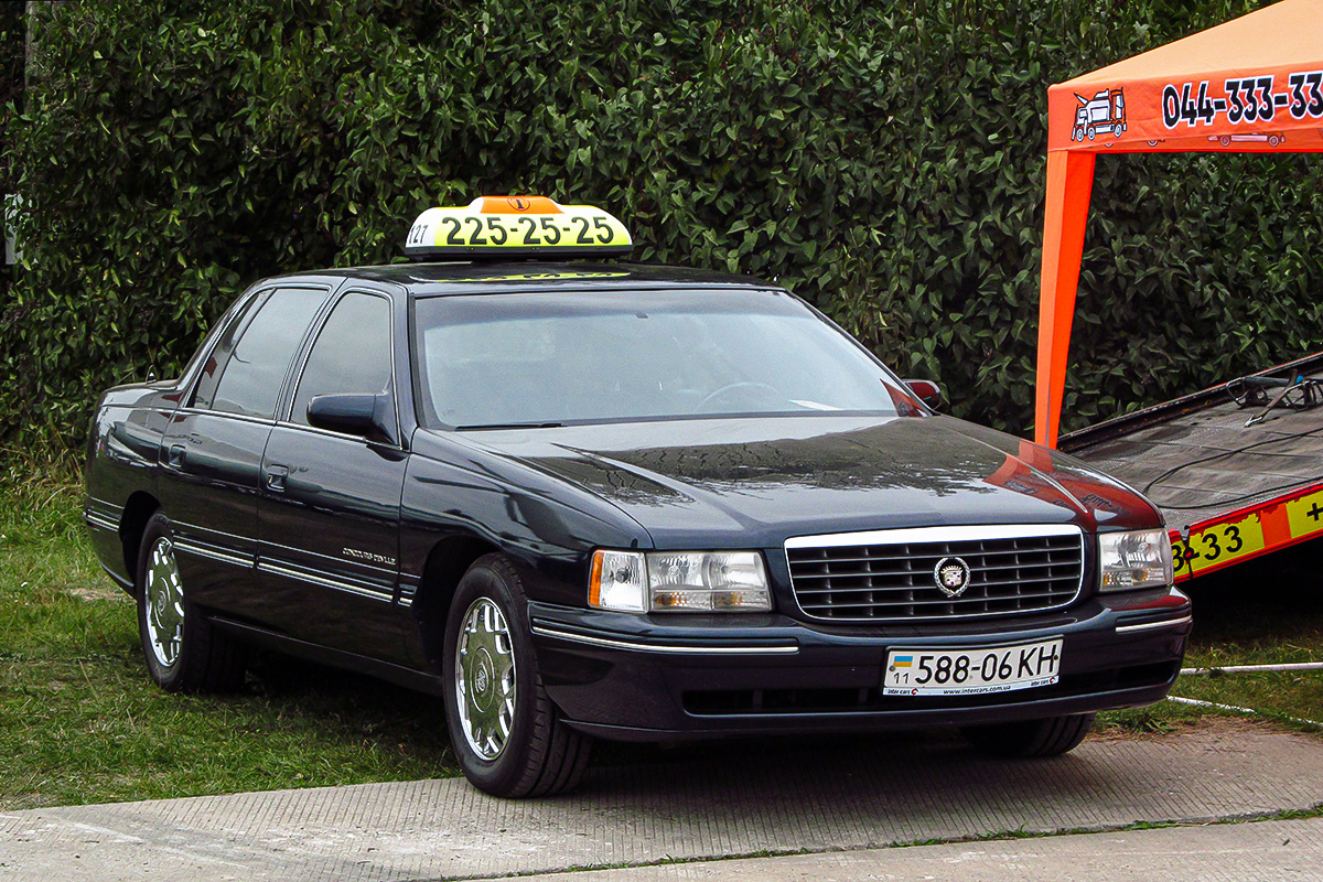 Киев, № 588-06 КН — Cadillac DeVille (7G) '94-99