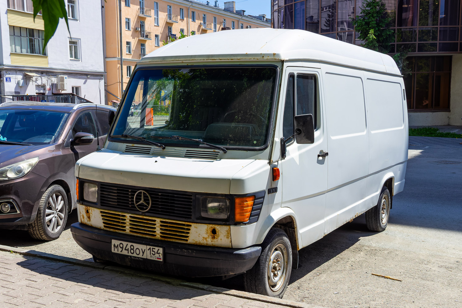 Новосибирская область, № М 948 ОУ 154 — Mercedes-Benz T1 310D '76-96