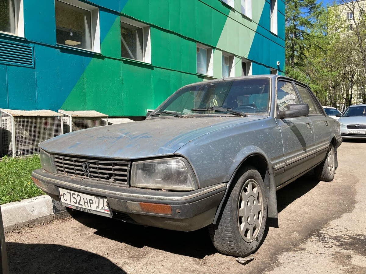 Москва, № С 752 НР 77 — Peugeot 505 '79-86