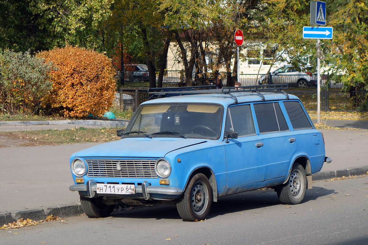 Саратовская область, № Н 711 УР 64 — ВАЗ-2102 Жигули '71-86