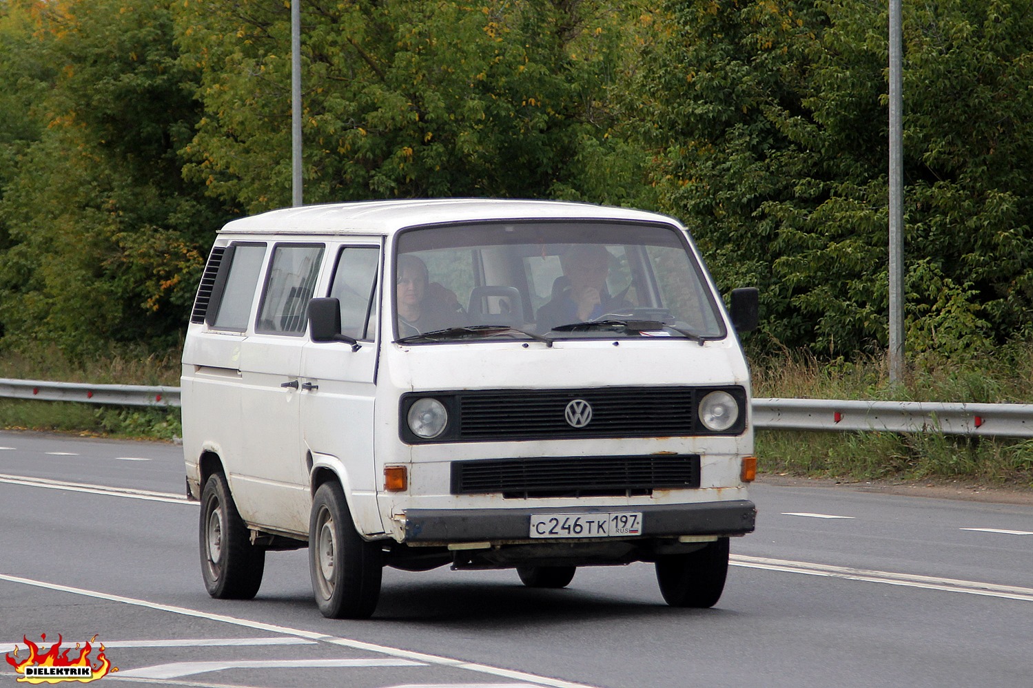 Москва, № С 246 ТК 197 — Volkswagen Caravelle (T3) '81-92