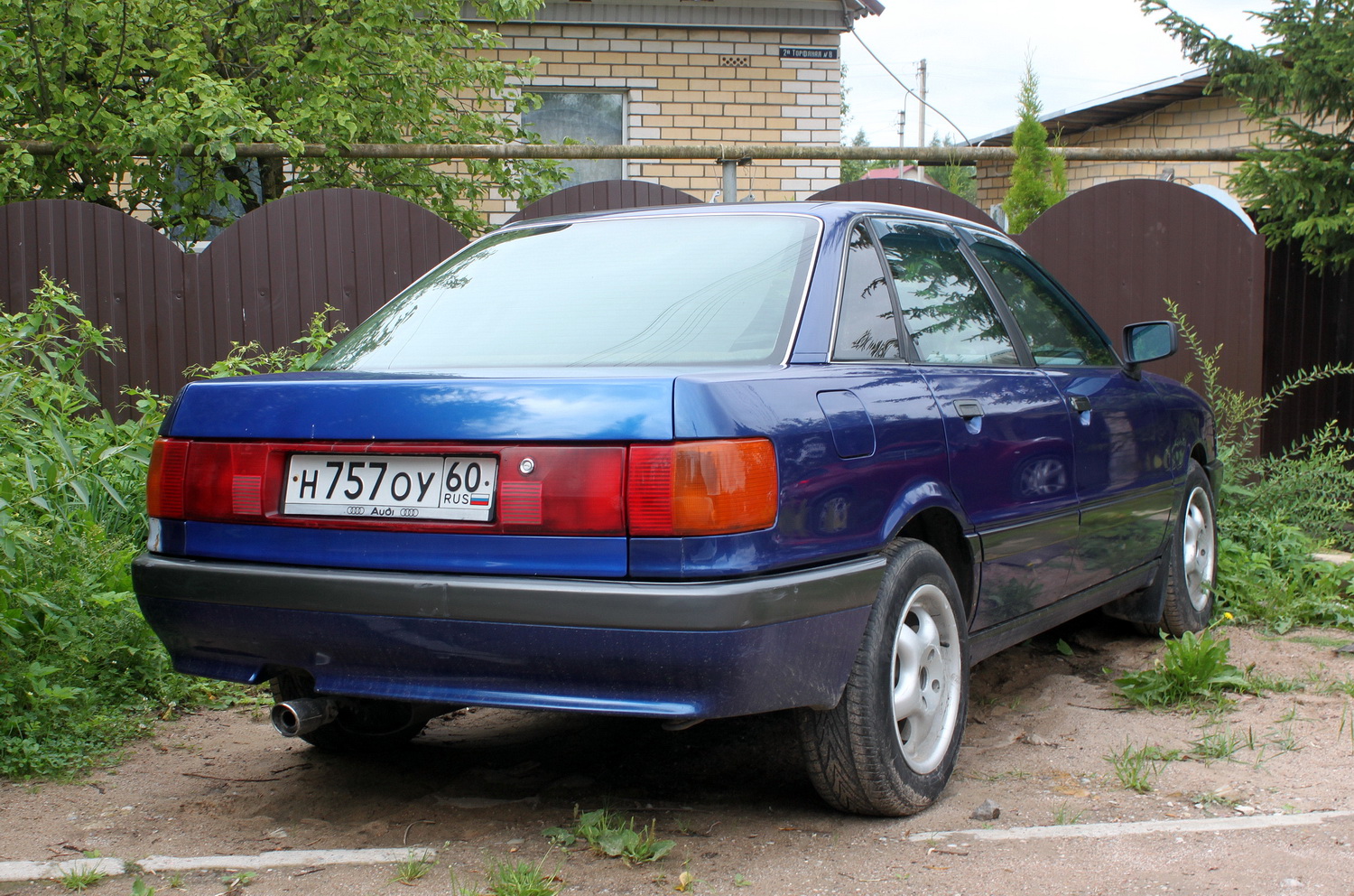 Псковская область, № Н 757 ОУ 60 — Audi 80 (B3) '86-91