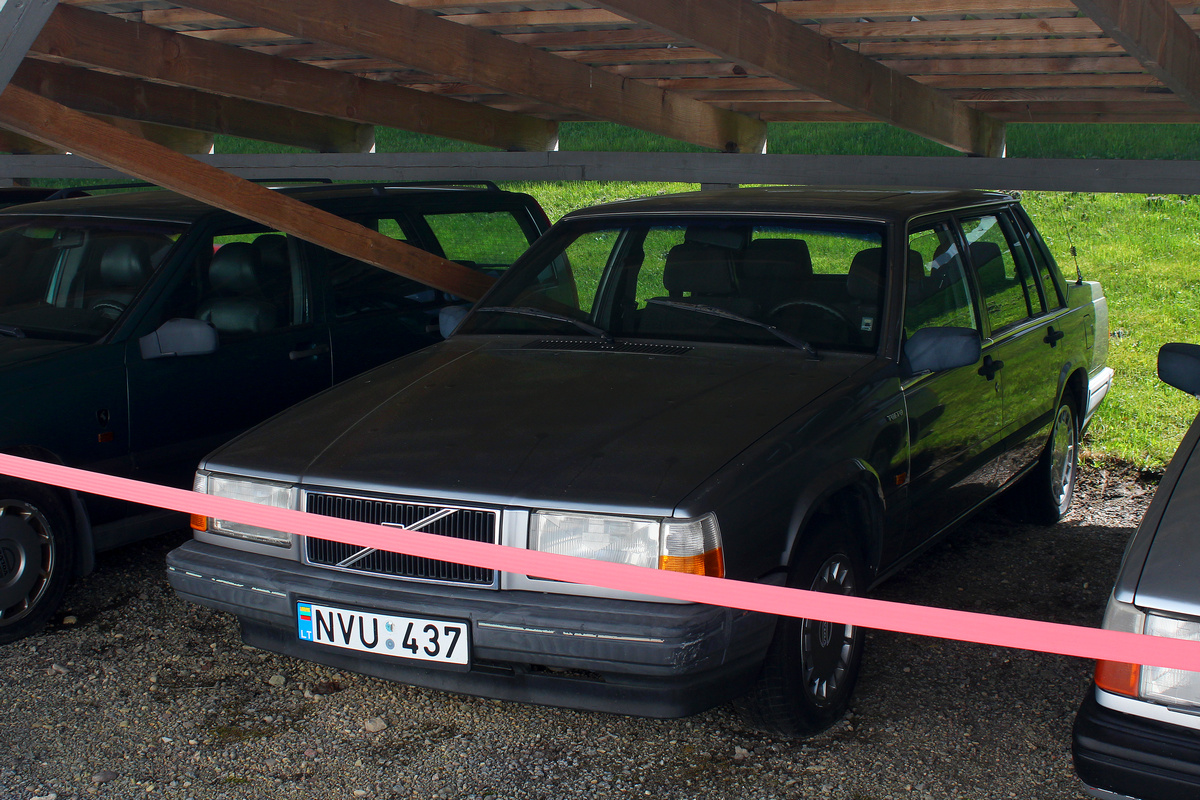 Литва, № NVU 437 — Volvo 740 '84-92