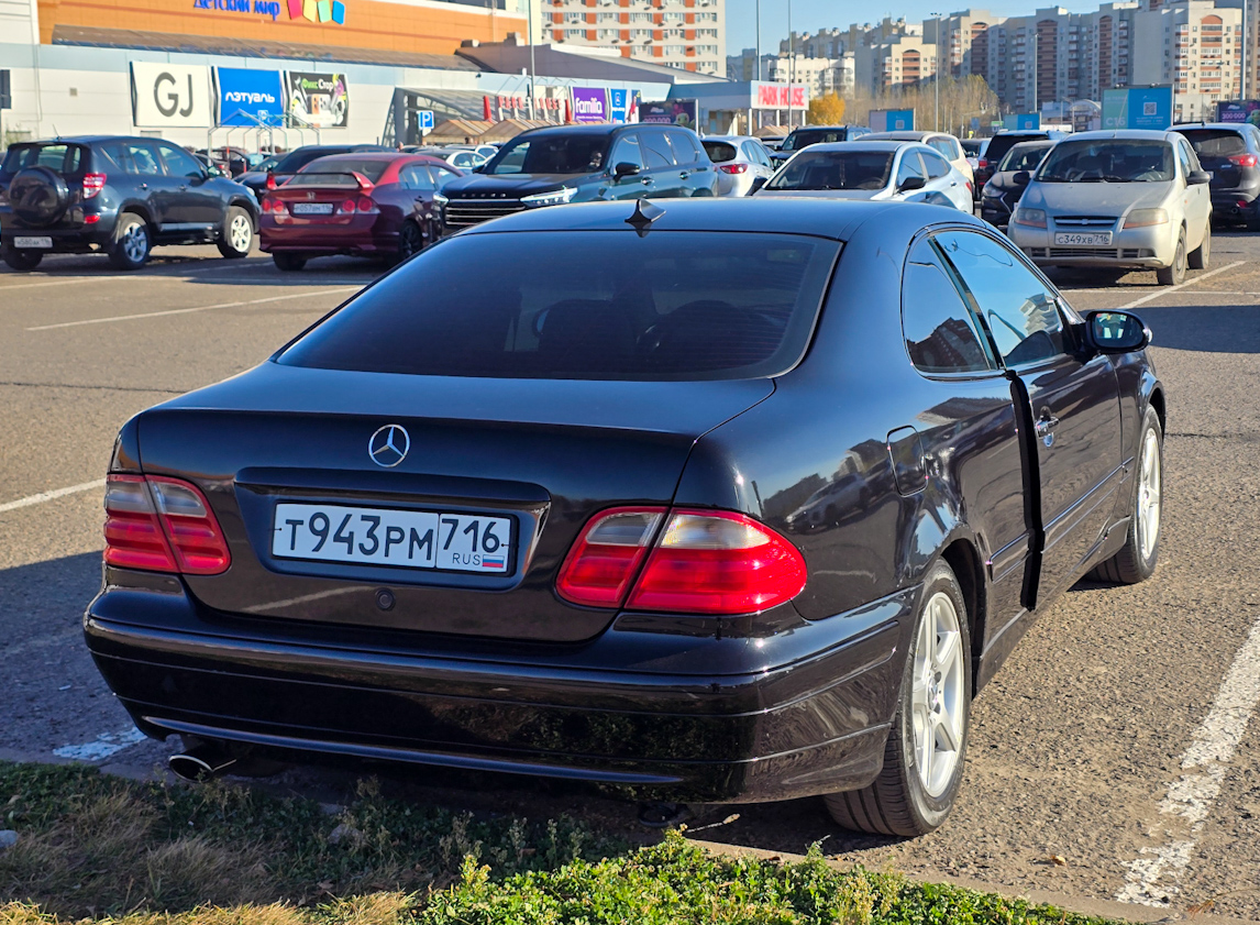 Татарстан, № Т 943 РМ 716 — Mercedes-Benz (C208) '97-02
