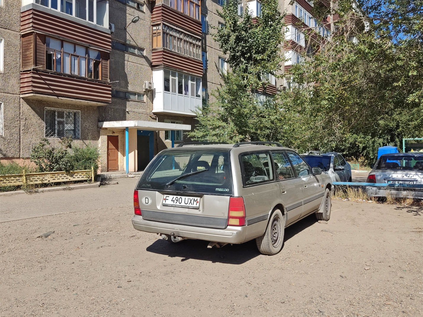 Абайская область, № F 490 UXM — Mazda 626 (GD/GV) '87-97