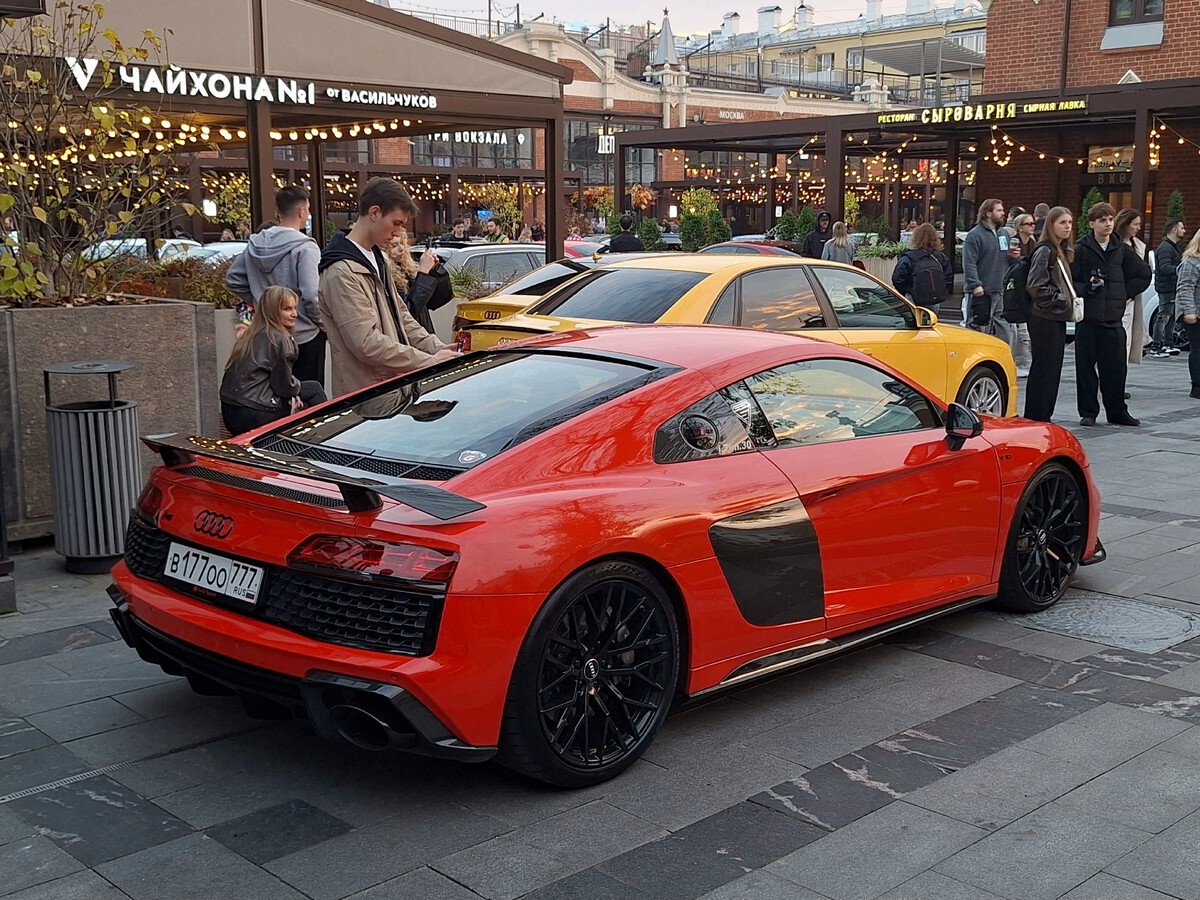 Москва, № В 177 ОО 777 — Audi R8 (2G) '15-23; Москва — Встреча клуба Audi Family 17.10.2026