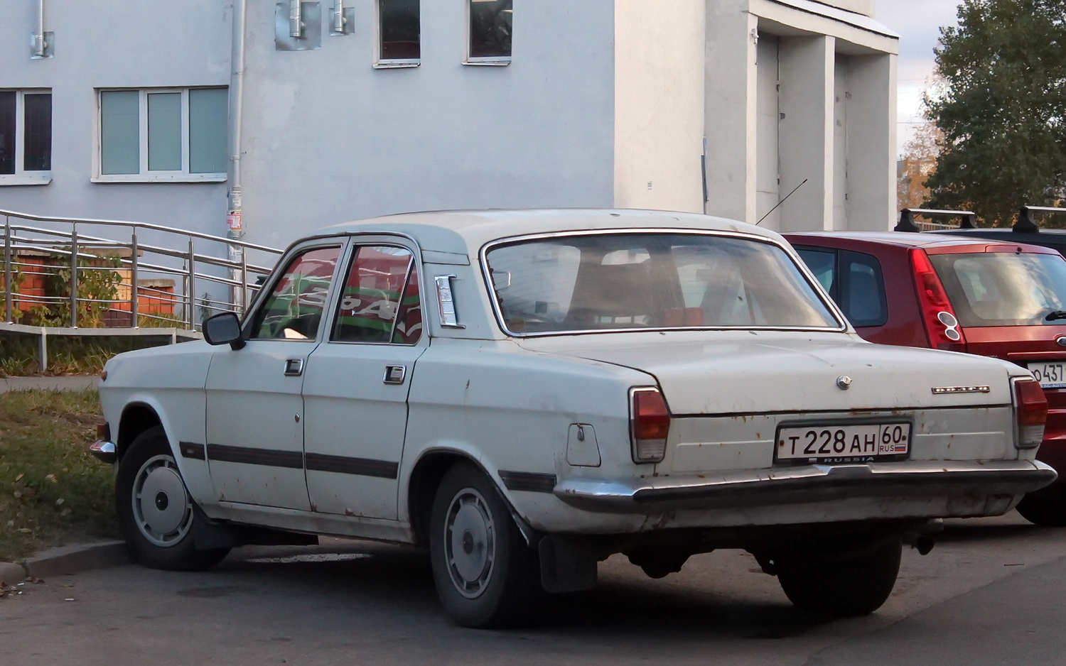 Псковская область, № Т 228 АН 60 — ГАЗ-24-10 Волга '85-92