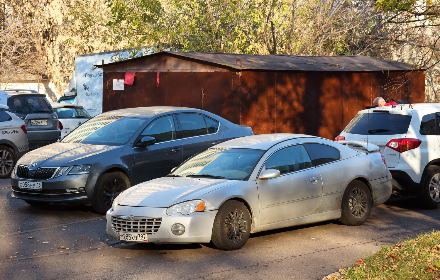 Москва, № У 285 ХВ 797 — Chrysler Sebring Coupe (2G) '00-05