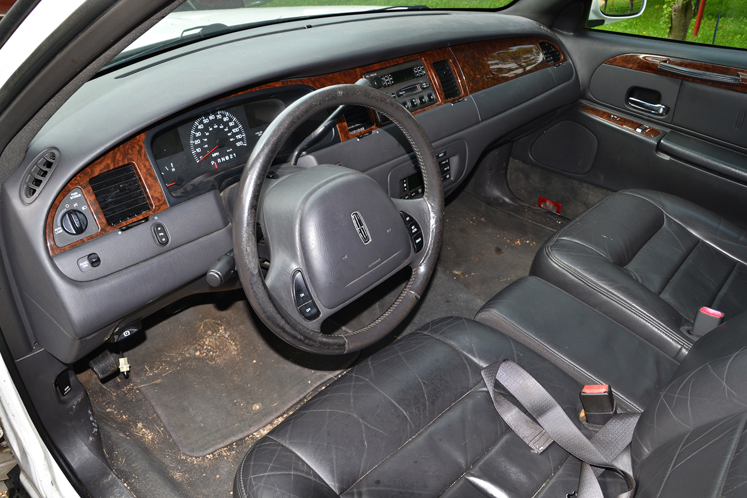 Тверская область, № С 114 ЕА 47 — Lincoln Town Car (3G) '98-11